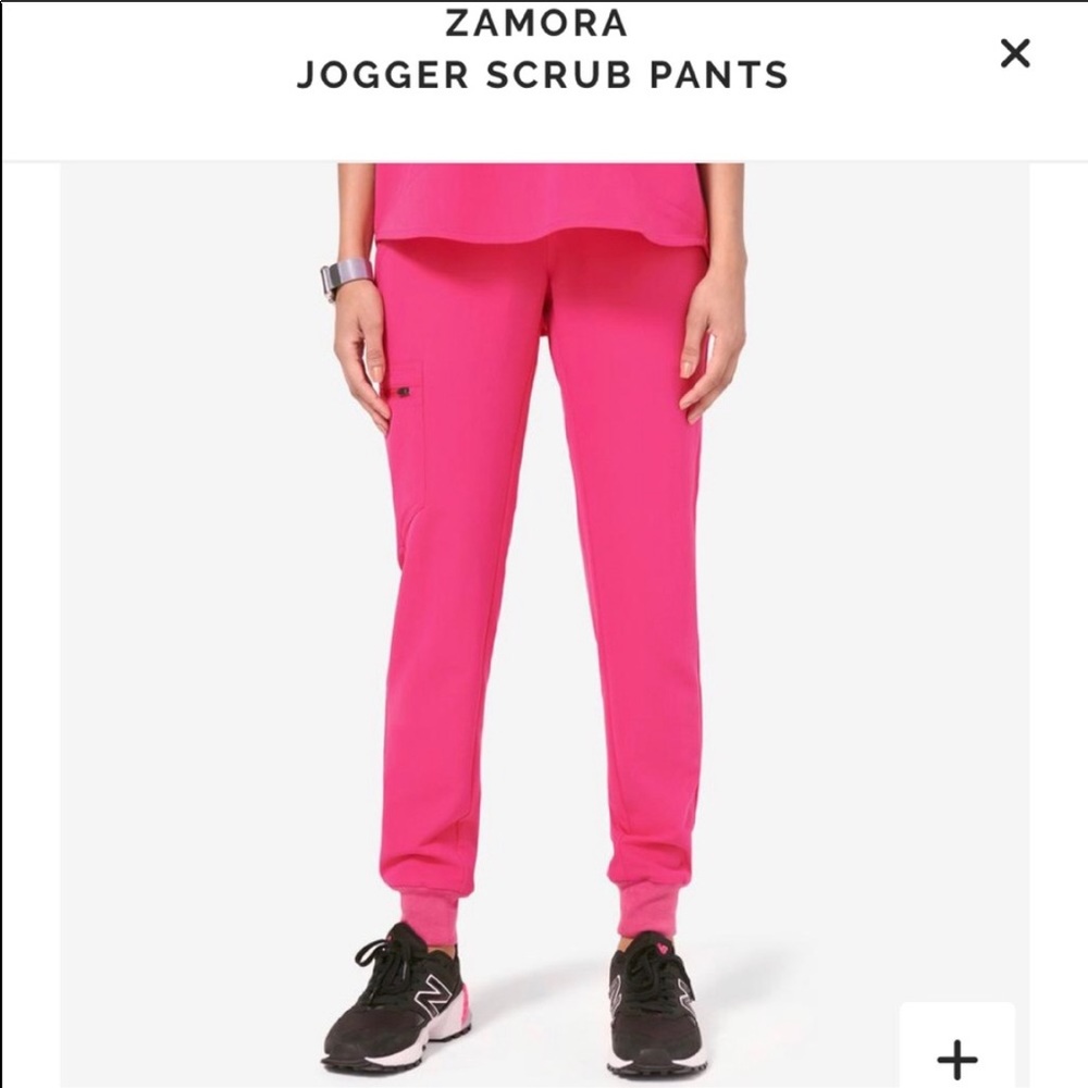 👉🏼ISO👈 figs pink Zamora joggers size Small